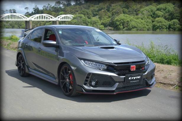Video: Pukekohe Honda Meet: Civic Type R Display